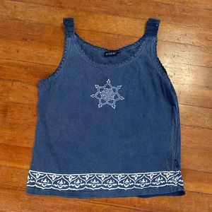 Kuhl Outdoorsy Tank Top. Tons of detail, great condition. Size medium.